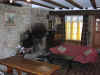 living_room.jpg (410958 bytes)