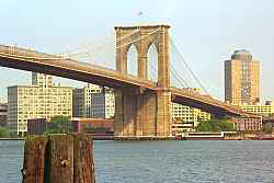 Puente de Brooklyn sobre el r�o East, Nueva York (USA)