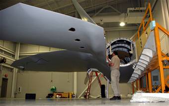 Raptor maintenance training 'ramps' up at Sheppard