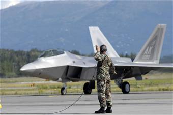 Elmendorf welcomes F-22 Raptor 