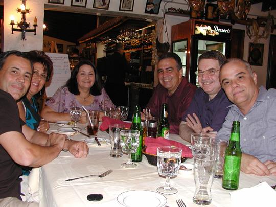 05_07-reunion01.jpg