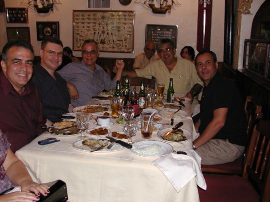 05_07-reunion02.jpg