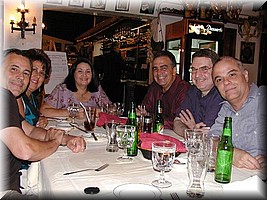05_07-reunion01.jpg