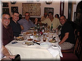 05_07-reunion02.jpg
