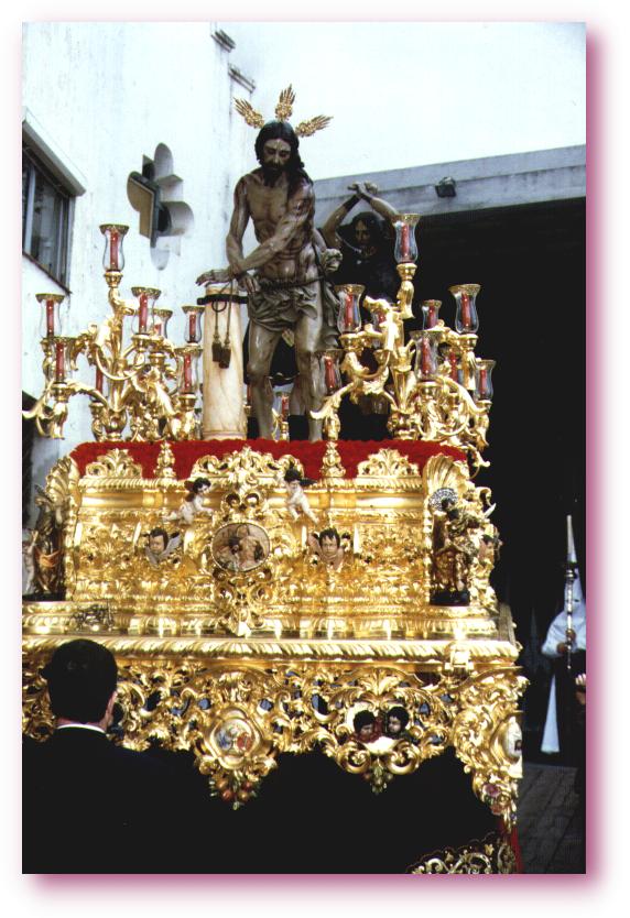 Arturo M. Fuentes Vi�as