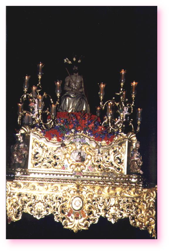 Arturo M. Fuentes Vi�as