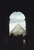 porte � la pyramide