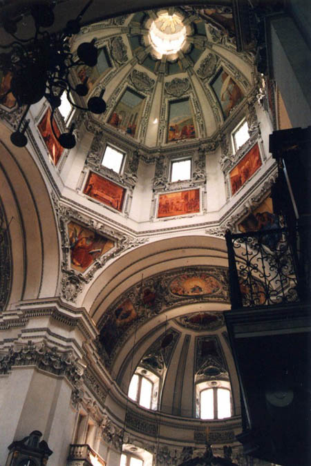 Saint_Petersstiftskirche03