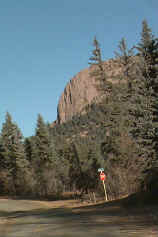 991121aa Lone Rock from along Roland Valley.jpg (62654 bytes)