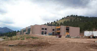 000716aa New School.jpg (103654 bytes)