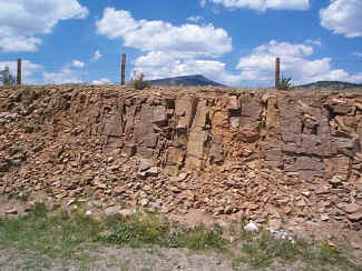 000723af Quartz Monzonite 13 miles south of Como on 285.jpg (165214 bytes)