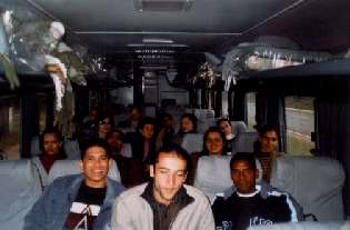 Onibus1.jpg (61069 bytes)