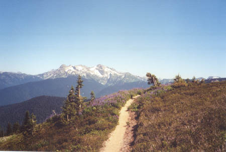 Hiking around bend on Vista Ridge.