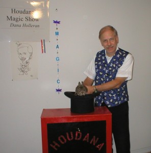 Houdana, a magician from New Hampshire