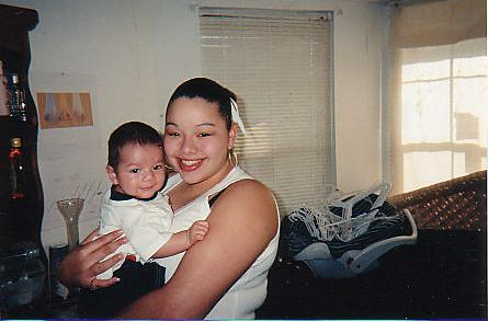I love my mommy!!! Now FEED ME!!!