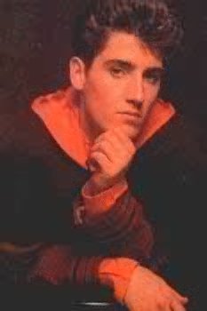 jon01.jpg (10843 bytes)