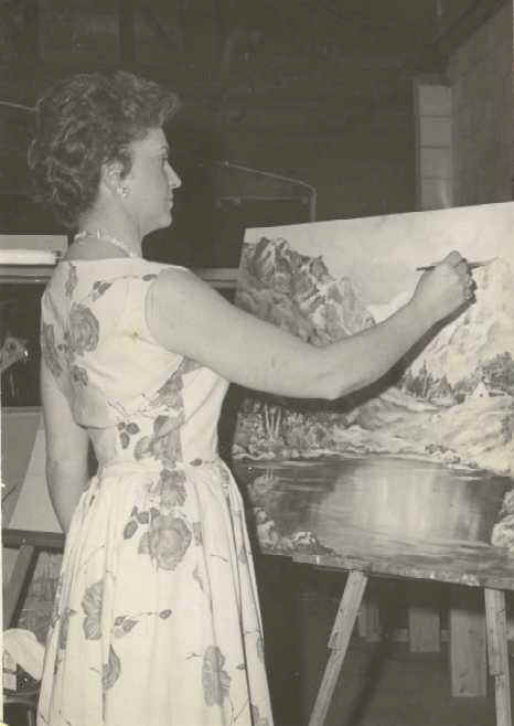 CherriePaint.jpg (22742 bytes)