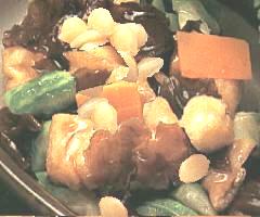 Stir Fry Angled Luffa With Black Fungus and Gingko Nut