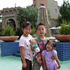 famfun081