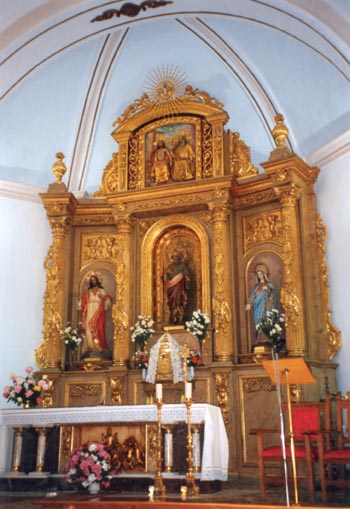 Vista del Altar mayor de la Parroquia de Zarza-Capilla (S. Bartolome)