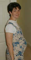 Jocie's Belly in May 5/25/00  (23057 bytes)