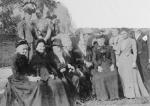 Group including Sarah C. (Brazelton) Saemann and Jennie (Saemann) Thomas
