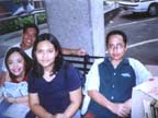 barkada sa skywalk ilalim