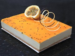 TARTA DE MARACUYA Y MOUSSE DE QUESO