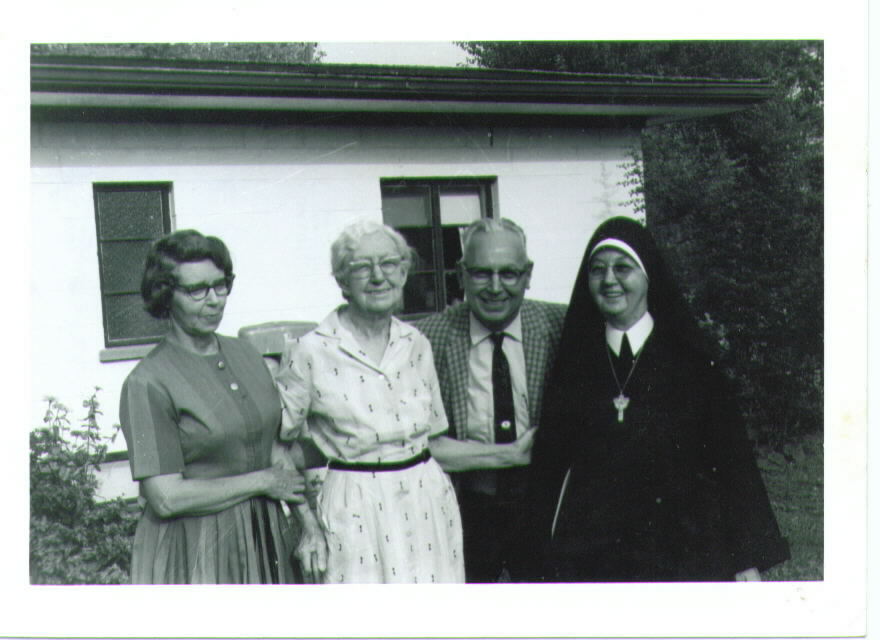 Thelma Fricki, Arizona Green, Buryl and Irene Irvin