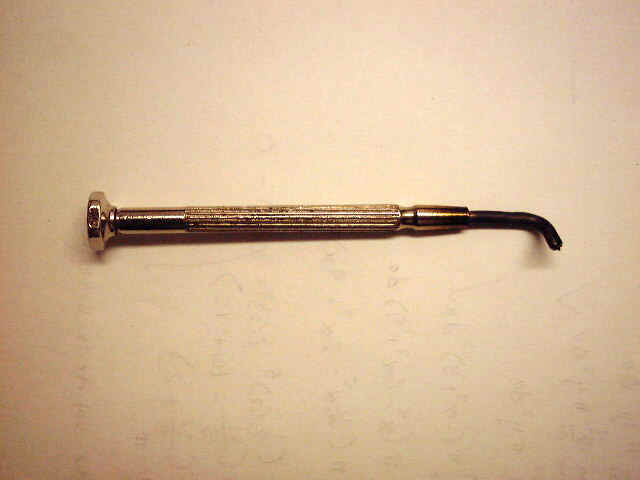 dewdriver.JPG (38963 bytes)