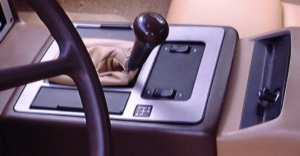 powerswitch.jpg (6089 bytes)