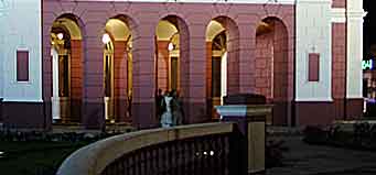 Opera House, Manaus, Entrance