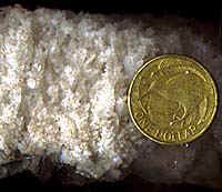 minecalcite.JPG (6228 bytes)