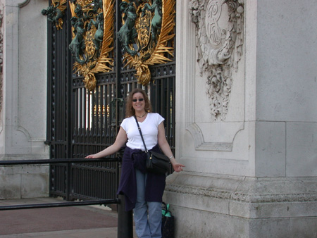 At the gate to Buckingham Palace...