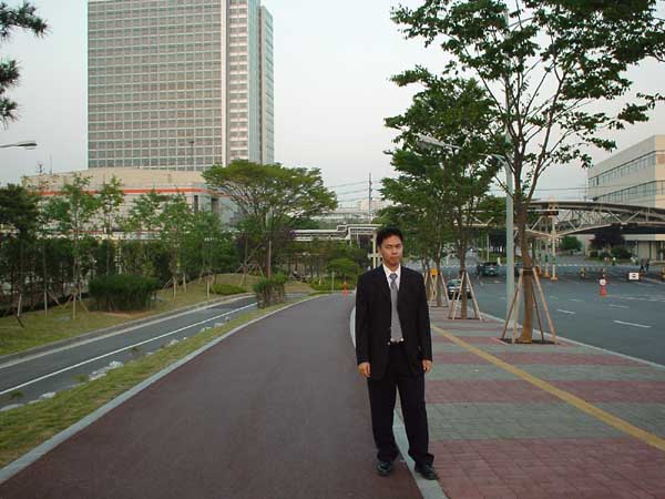 My closest business friends are my fellow engineers that work in this company.