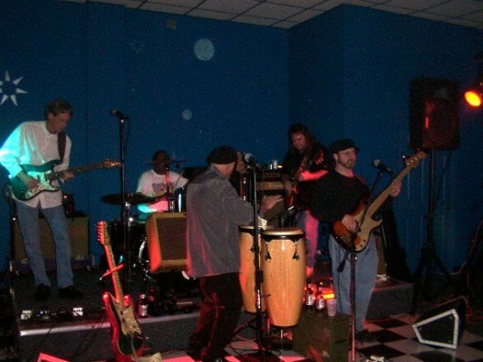 The Mutt Bros Live