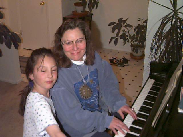CroonFamily3.jpg (34569 bytes)