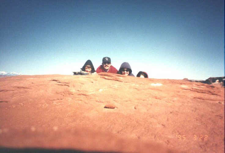 Family1995CanyonLands.JPG (25649 bytes)