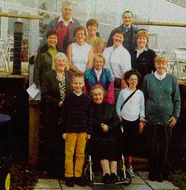 Photo of: MEMBERS WHO TRAVELED TO LONDON in October 2000