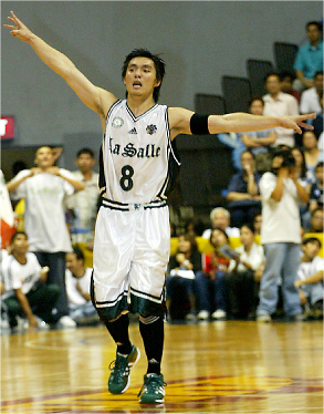 +scoring a three+