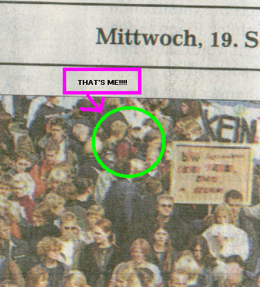 Extra!  Extra!  Read all about it!  American exchange student in crowd shot!