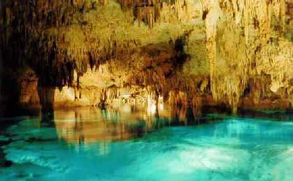 La Cueva de los Murci�lagos, hermoso lugar para practicar snorkeling o espeleobuceo