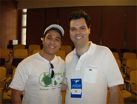 C&eacute;sar Figueiredo, presidente da juventude do PSDB de Mau&aacute;, com o depuatdo estadual e presidente de Honra da juventude do PSDB, Bruno Covas.