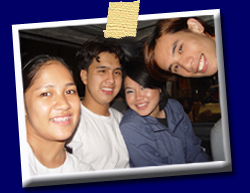 the cute web author with his orgmates bianca, delfin and che while going to tagaytay city&Uuml;