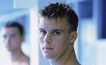 Swimming_Mirror_Jesse