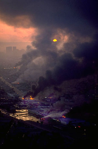Los Angeles in utter chaos