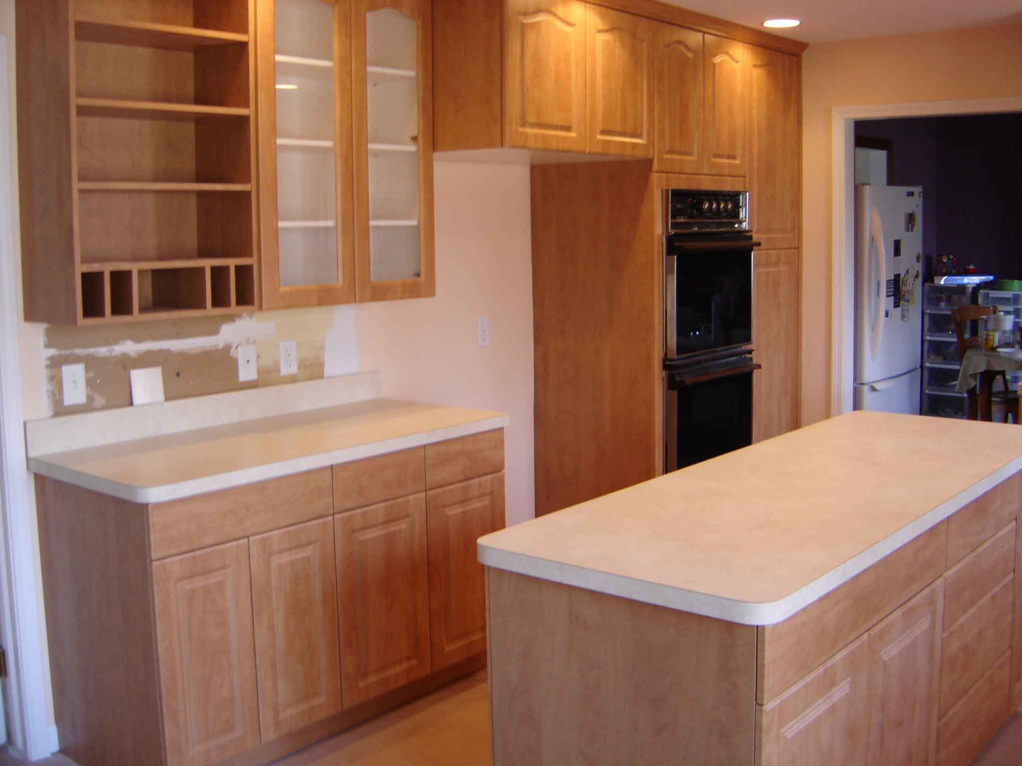 Lots of countertops!