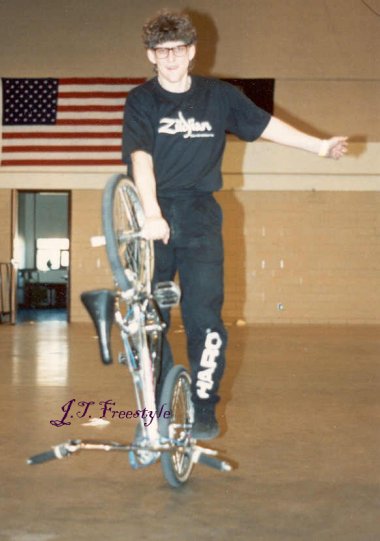 J.T. Hitch hiker at St. Paul contest 1989