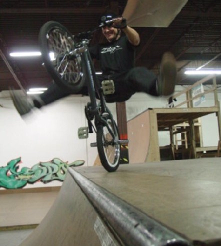 J.T. No footed wheelie to drop in, ground style!!