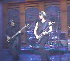 Kasim Sulton on the David Letterman Show 8/4/00